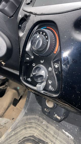 Mando Calefacción Peugeot 108