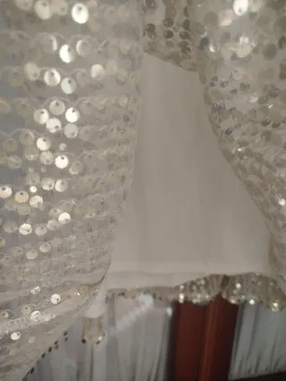 Falda dorada de lentejuelas