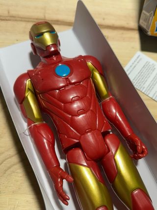 Figura Iron Man Titan Hero Series Marvel