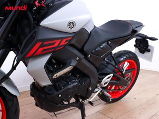 YAMAHA MT 125