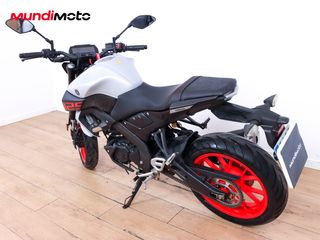 YAMAHA MT 125