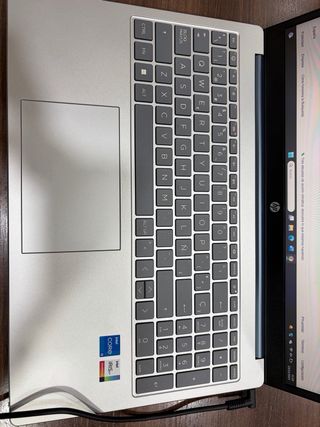 Portátil HP 15,6” i5 1334U