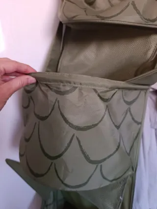 Organizador colgante dragón Ikea