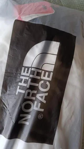 Chaleco The North Face Negro y Blanco.Original