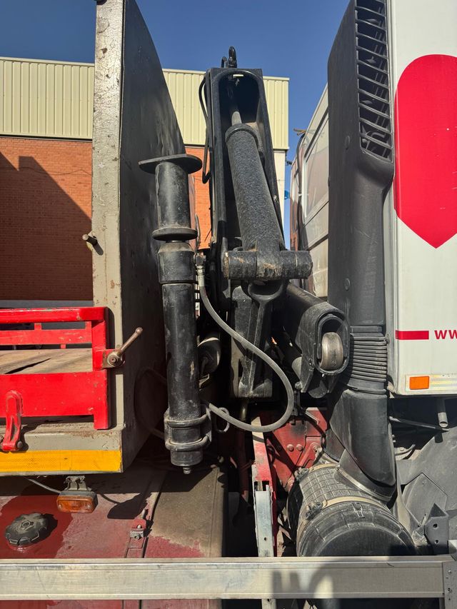 Camión Grúa Renault 4x2 340