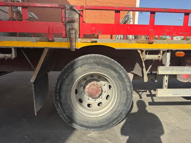 Camión Grúa Renault 4x2 340