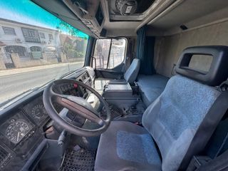 Camión Grúa Renault 4x2 340