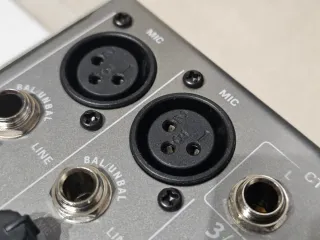 Console mixer con effetti Phonic AM105FX NEW