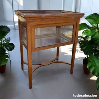 Vitrina/Mesa auxiliar madera y vidrio