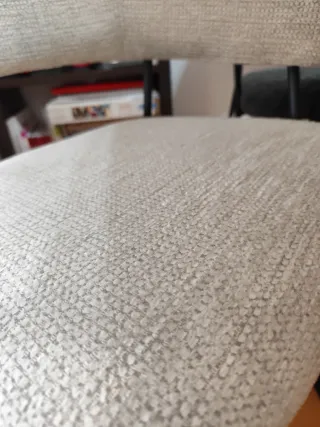 Juego 2 Sillas Beige y Negro