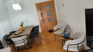 Juego 2 Sillas Beige y Negro