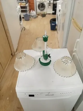 Lámpara de mesa vintage con pantallas