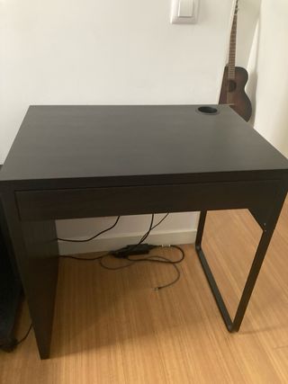 Escritorio IKEA Micke Negro/Marrón