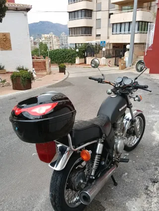 Suzuki GN 250