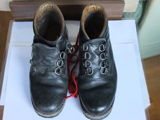 Botas de Montaña Negras