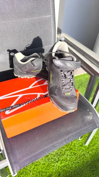 Zapatillas Ciclismo MTB NW Negras Talla 42