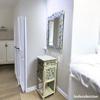 Mueble y espejo baño años 50 restaurado