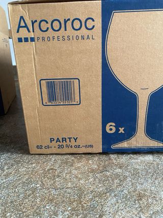 Juego de cubiertos y copas de cubata