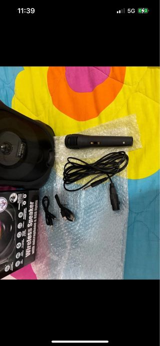 Altavoz con micrófono