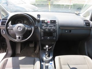 Volkswagen Touran 2012