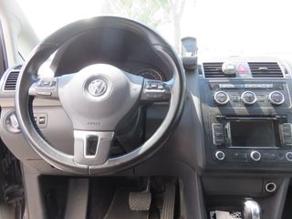 Volkswagen Touran 2012
