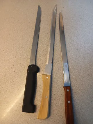 Jamonero de madera y cuchillo
