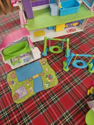 Casa Pin y Pon con accesorios