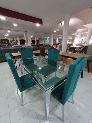 Mesa Comedor Cristal y Metal Plata