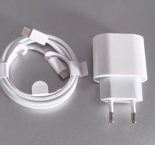 35W Cargador Rápido compartible iPhone 17/16/15