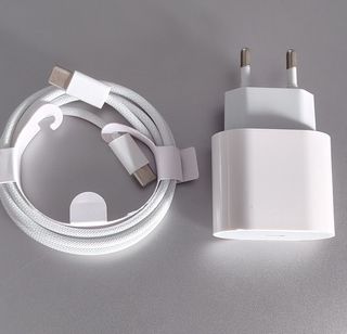 35W Cargador Rápido compartible iPhone 17/16/15