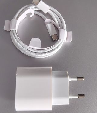35W Cargador Rápido compartible iPhone 17/16/15