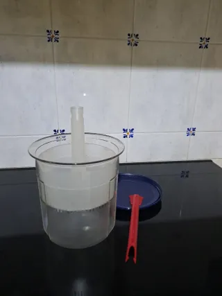 Porta olive Tupperware trasparente blu