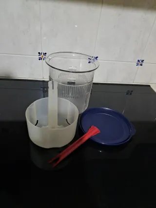 Porta olive Tupperware trasparente blu