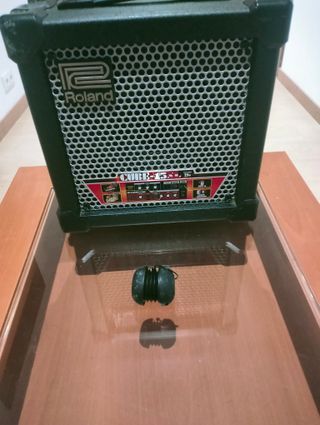 Amplificador Roland CUBE-15XL 15W. Sin estrenar