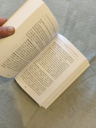 Centros de servicios sociales y tercera edad. UNED