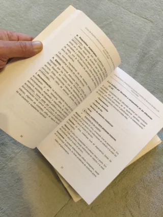 Centros de servicios sociales y tercera edad. UNED