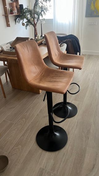 Taburetes regulables polipiel (2 unidades)