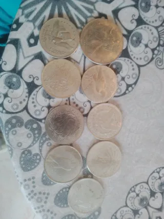 Lotto di 8 monete americane NON in argento