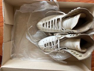 Pattini Risport taglia 37