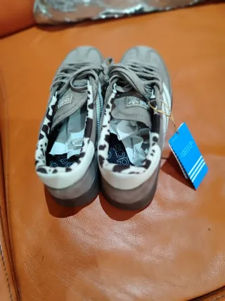 Zapatillas Adidas Spezial Marron Blancas