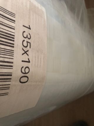 Colchón enrollado 135cmX190 BOOMER LATEX y Somier