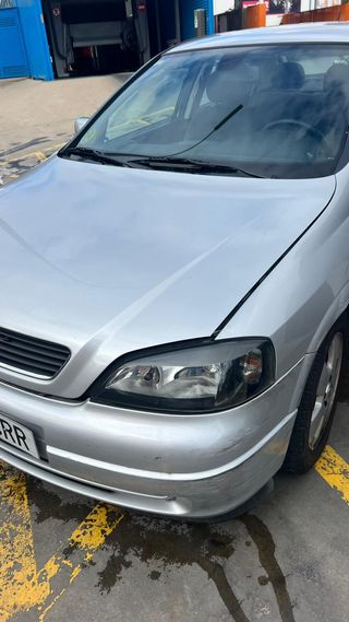 Opel Astra 2004