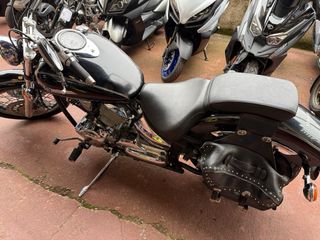 YAMAHA XVS 1100 DRAG STAR
