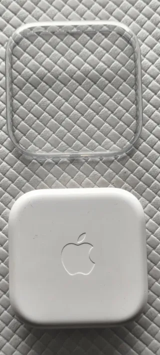 Estuche vacío auriculares iPhone Apple