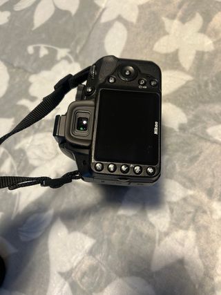 Nikon D3200 Cámara Réflex + 2 Lentes + Mochila