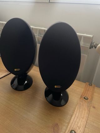 Pareja de Altavoces KEF