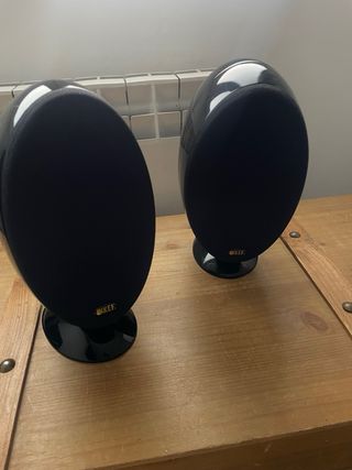 Pareja de Altavoces KEF