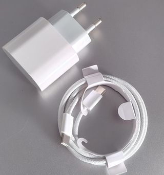 35W Cargador USB-C compartible iPhone 15/16/17