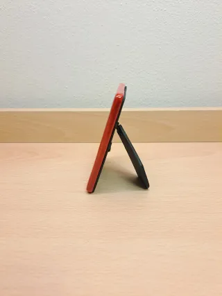 Piccola cornice portafoto rossa Auguri