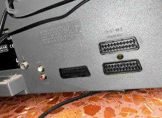 Sony Trinitron KV-32FX66E 32 RGB Retro TV